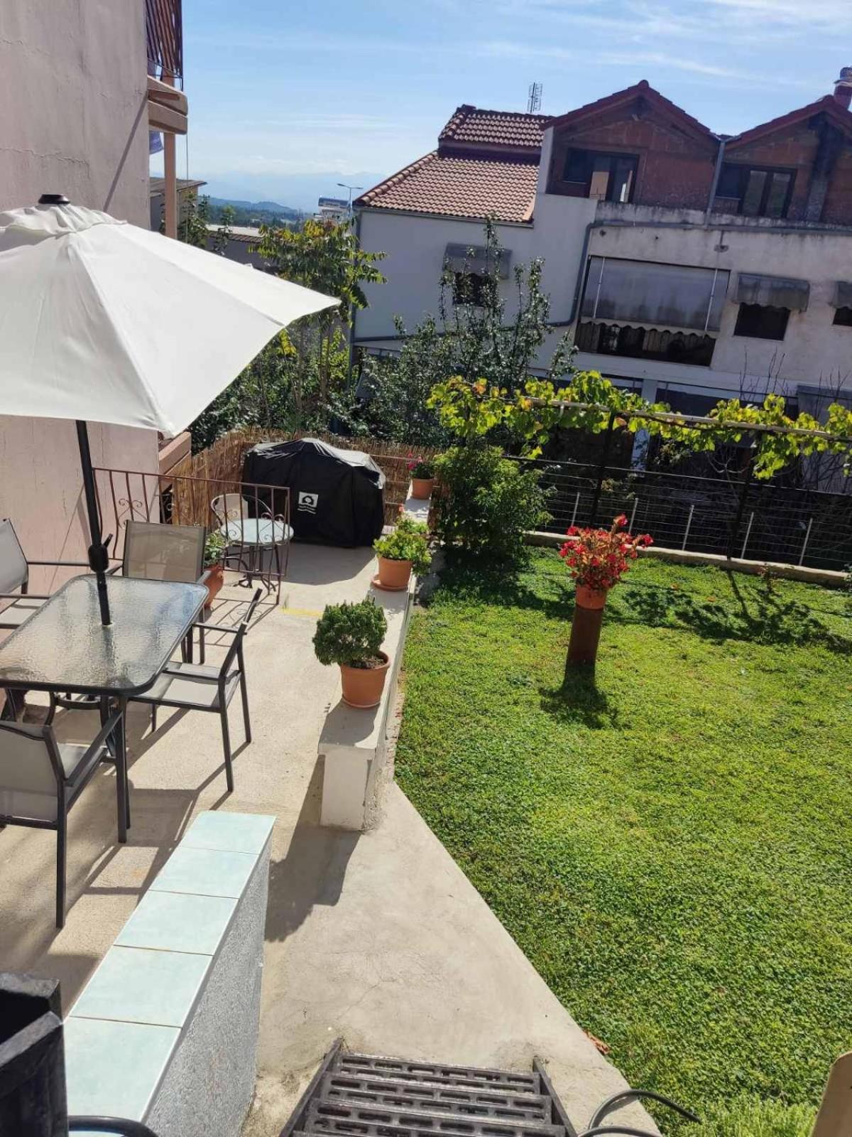Апартаменты V&P House Meteora Калампака Экстерьер фото